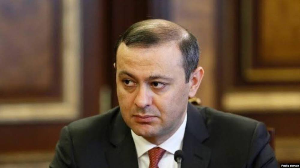 Որոշ արցախցիներ էլ են տխրել Գրիգորյանի պաշտոնաթողությունից. «Հրապարակ»