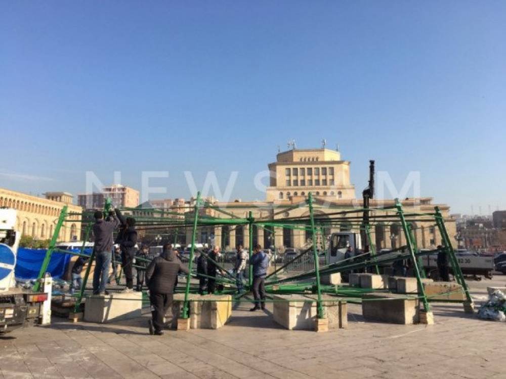 Այս տարի Երեւանի գլխավոր տոնածառը լրիվ նորն է լինելու. մանրամասներ