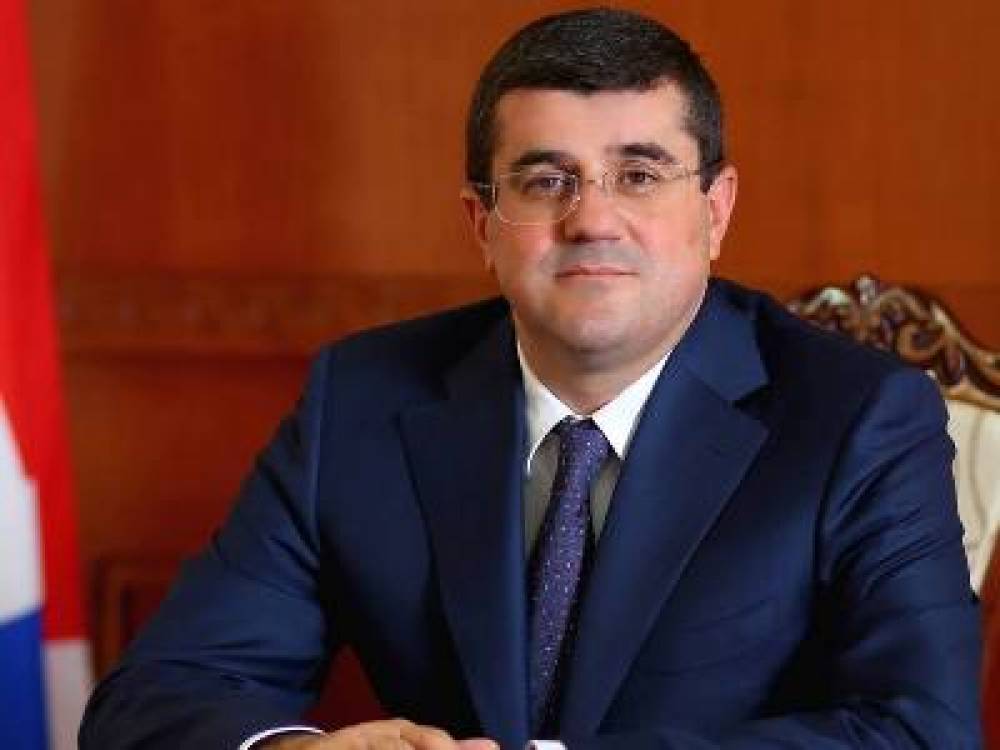 Իմ եւ ուժային կառույցների ներկա եւ նախկին որոշ հրամանատարների միջեւ տարաձայնություն չկա. Արայիկ Հարությունյան