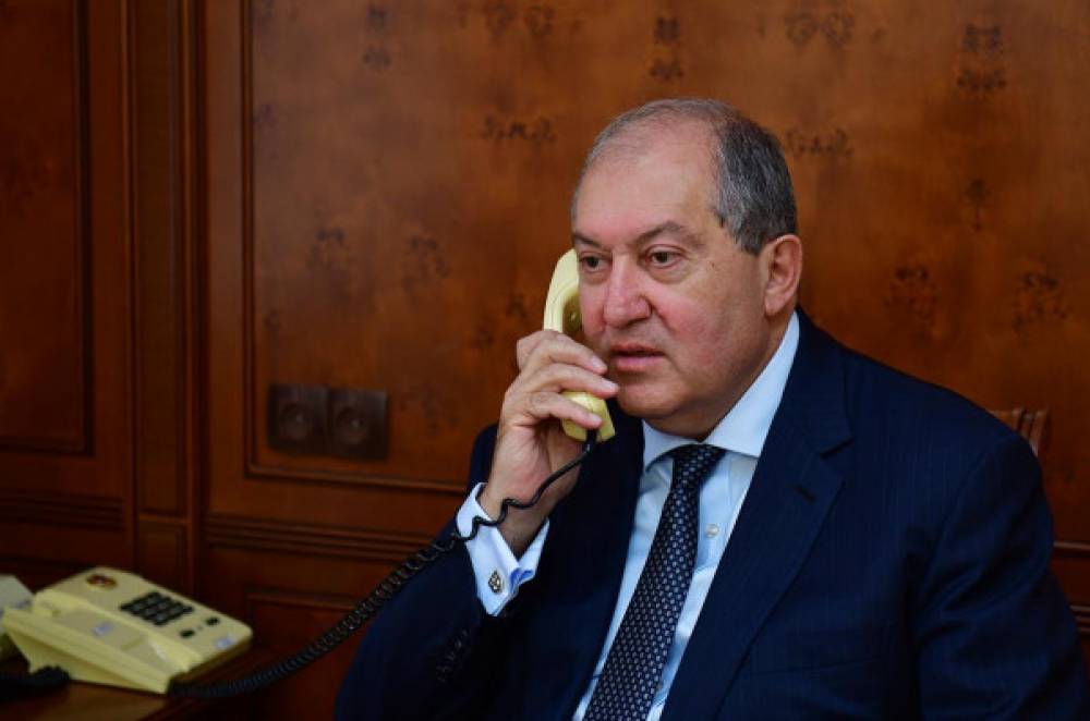 Արմեն Սարգսյանը հեռախոսազրույց է ունեցել Վրաստանի նորընտիր նախագահ Սալոմե Զուրաբիշվիլիի հետ