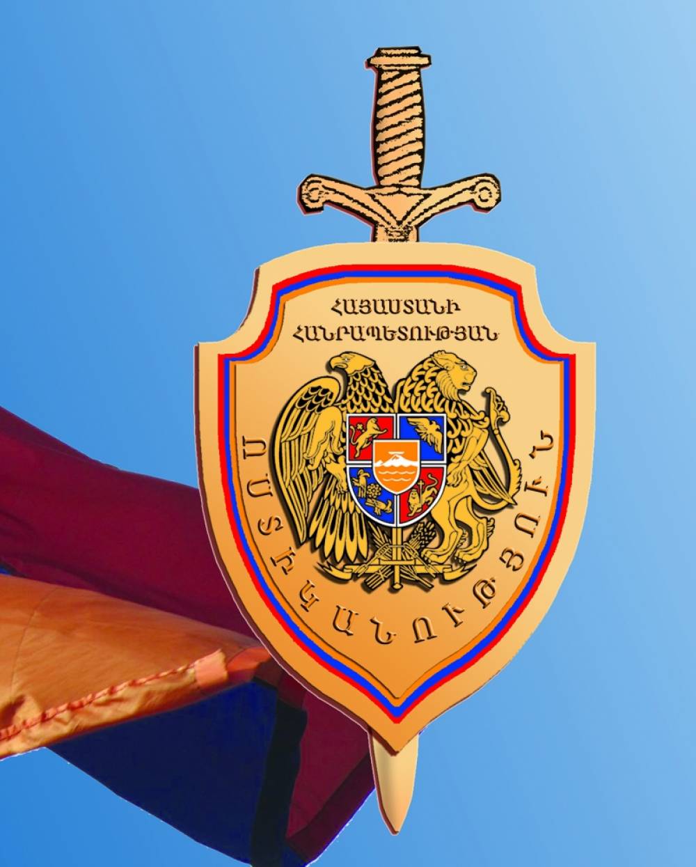 Սպիտակի ընտրատեղամասերի մոտ ոստիկաններ են հերթապահում