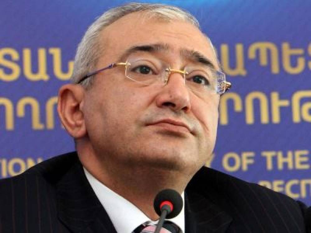 Պատգամավորի մանդատից հրաժարվելու եւ ինքնաբացարկի դիմում է ներկայացրել «Իմ քայլից» 18 թեկնածու
