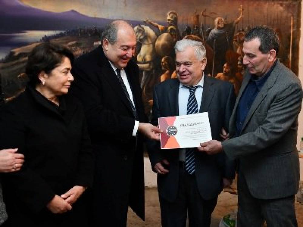 ՀՀ նախագահը 6 մլն դրամ է նվիրաբերել` Գյումրիում սոցիալական ծրագրերն ընդլայնելու նպատակով