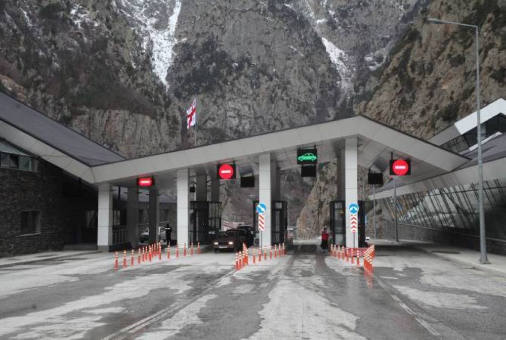 Ստեփանծմինդա – Լարս ավտոճանապարհը բաց է միայն թեթև մարդատար տրանսպորտային միջոցների համար