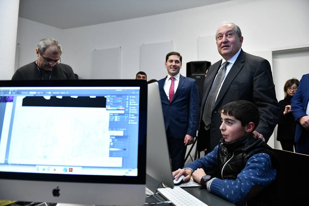 «Հուզիչ է ու հոյակապ». նախագահ Սարգսյանի գրառումը «Հայաստանի մանուկներ» հիմնադրամի (COAF) Դեբեդի ՍՄԱՐԹ-կենտրոնում