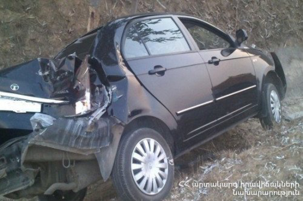 Գորիս- Երեւան ճանապարհին մեքենան 150 մետր գլորվել է ձորը. կա 5 վիրավոր