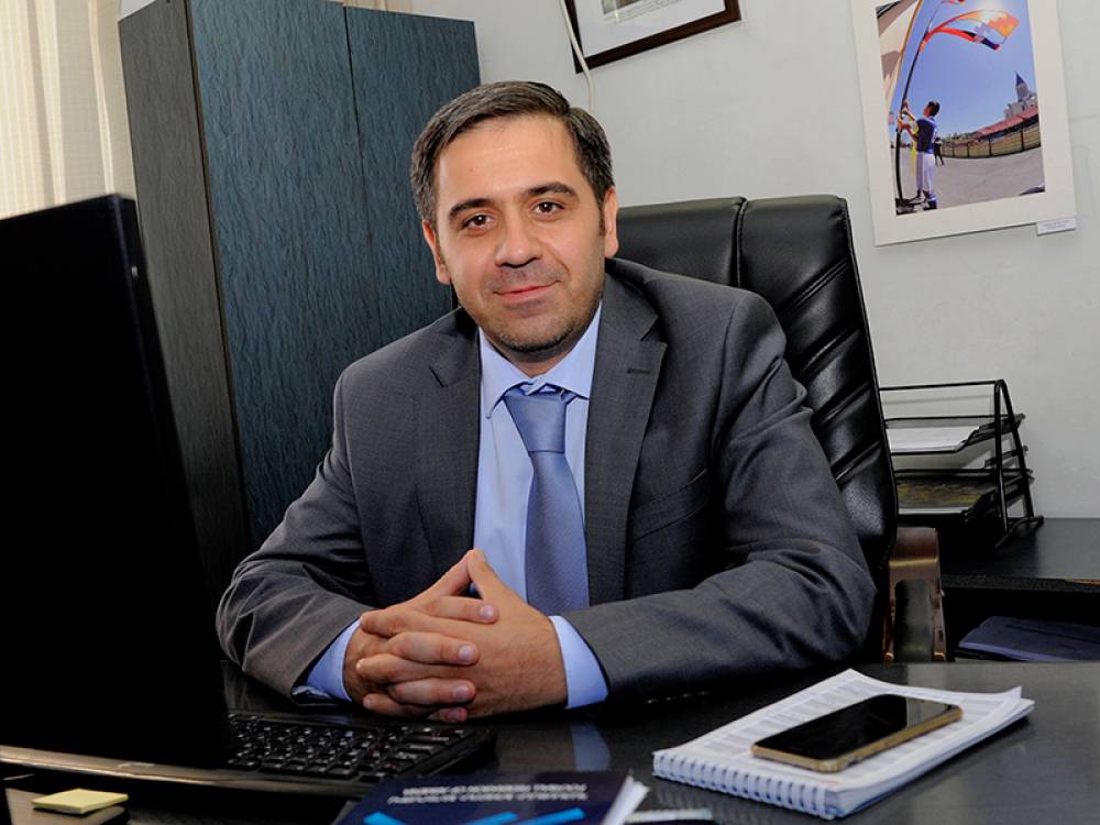 Արմեն Մելիքբեկյանը 13 ձայնով ընտրվեց ՀՖՖ նախագահ