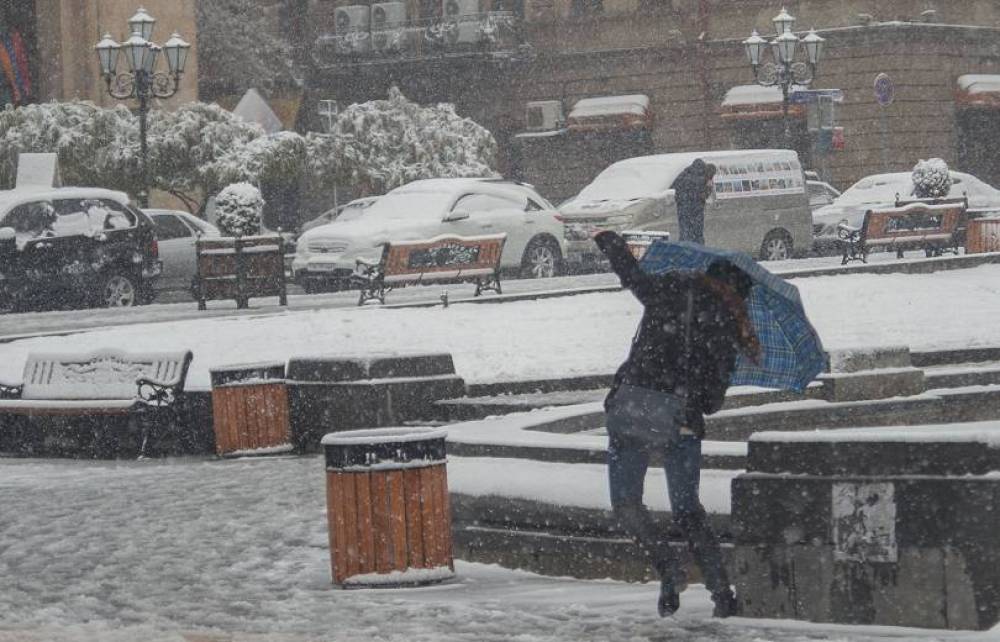 Երևանում ձյուն կտեղա