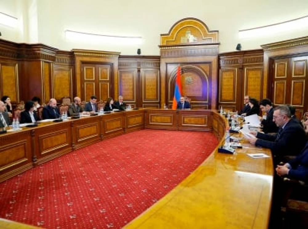 Փաշինյանի գլխավորությամբ շարունակվում են Հայաստանում առողջության ապահովագրության ներդրման շուրջ քննարկումները