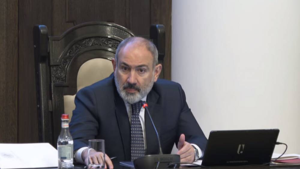 Էս գլխից պետք է Ապարանում այդ շենքերը հողին հավասարեցնել. Փաշինյանի հանձնարարությունը