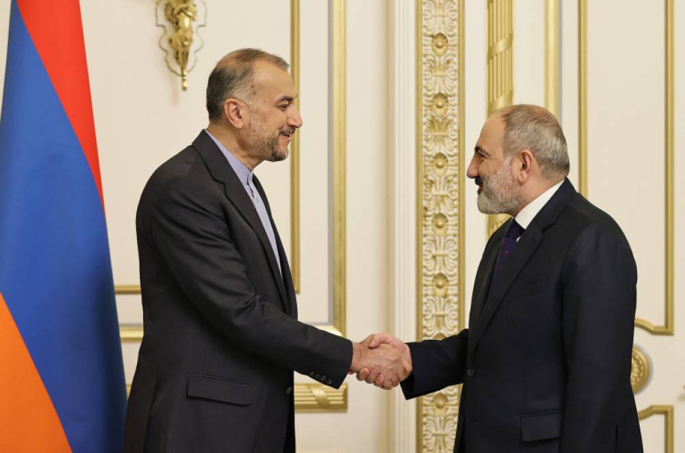 Մենք Հայաստանում ենք, որպեսզի ընդգծենք, թե ինչ ուշադրություն ենք դարձնում երկկողմ հարաբերություններին և դրանց կարևորությանը. Աբդոլլահիանը՝ Փաշինյանին