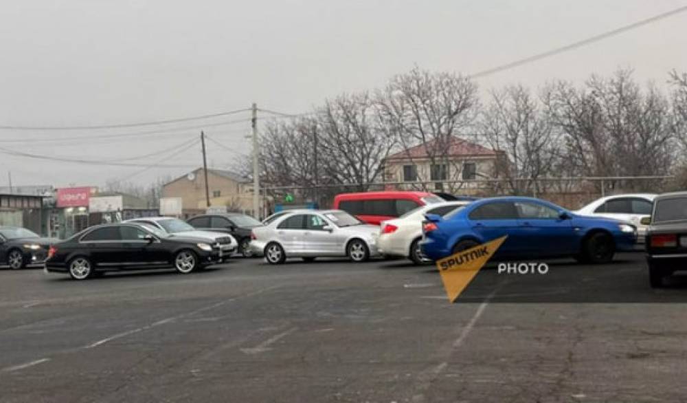 Վրացական համարանիշերով մեքենաների վարորդները դուրս են եկել բողոքի ավտոերթի