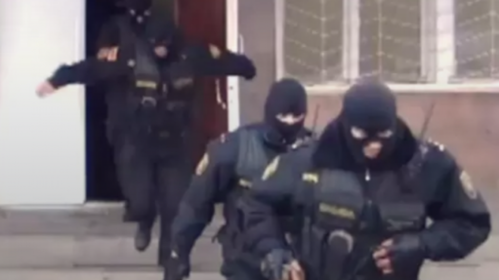 Դանակահարել են տաքսու վարորդին և հափշտակել նրա մոտ եղած գումարն ու բջջային հեռախոսը