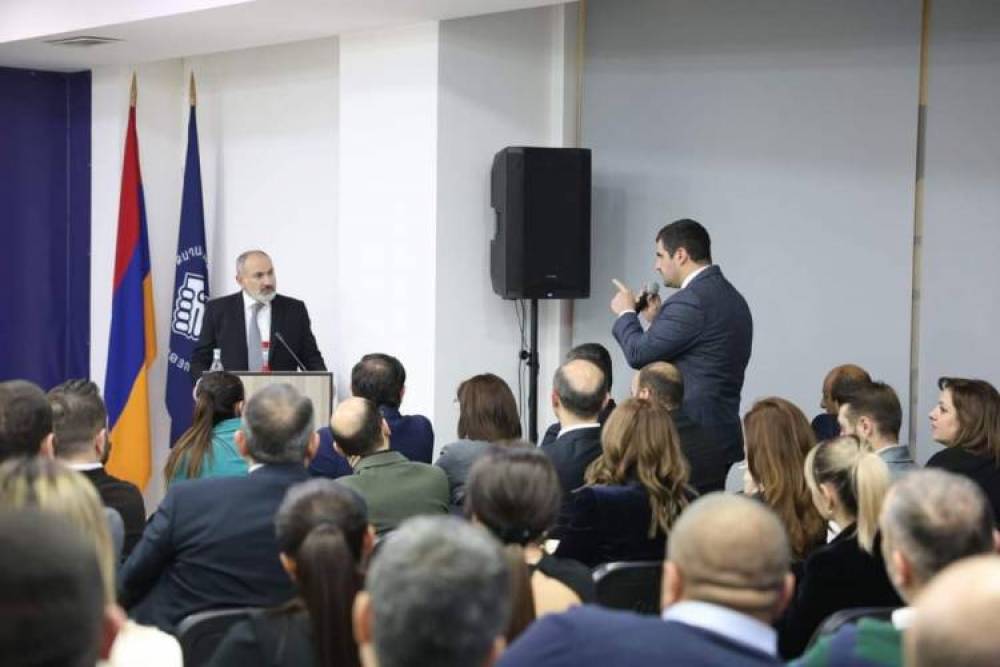 Ինչ հարցեր են քննարկել ՔՊ-ականները Փաշինյանի հետ. «Հրապարակ»