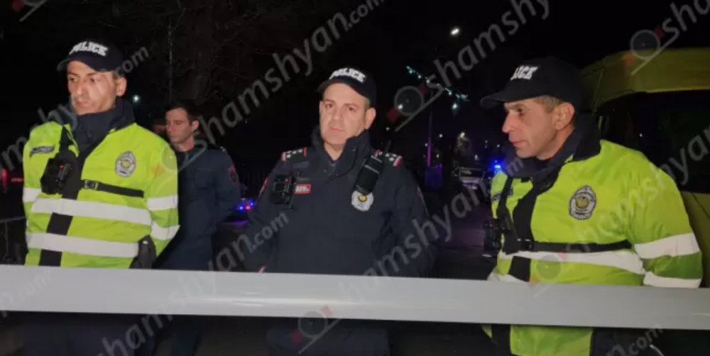 Սպանություն` Երևանում. հիվանդանոց տեղափոխված վիրավորներից 26-ամյա տղան գիտակցության չգալով մահացել է. կա վիրավոր