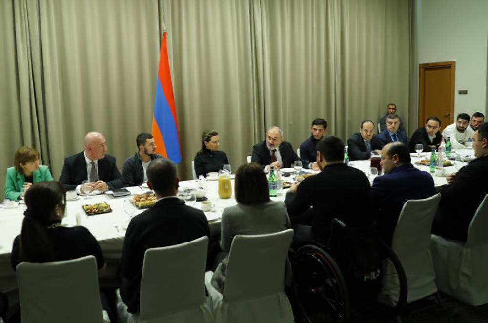 «Մենք հաշմանդամություն ունենալ, չունենալը գնահատում ենք ըստ ֆունկցիոնալության»․ Փաշինյանը՝ 44-օրյա պատերազմում հաշմանդամ դարձած տղաներին