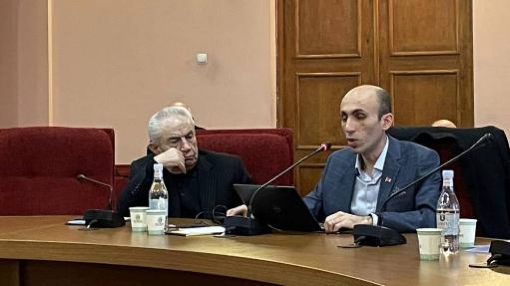 14 հետազոտողներ՝ 16 խորագրերով ներկայացրել են փախստական դարձած արցախահայության խնդիրները