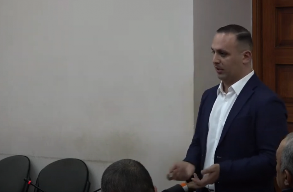 Մինչև դատարանը որոշում կկայացնի, Գագիկ Խաչատրյանի վիճակը վատ է, նա ԲԿ-ում կլինի. փաստաբան