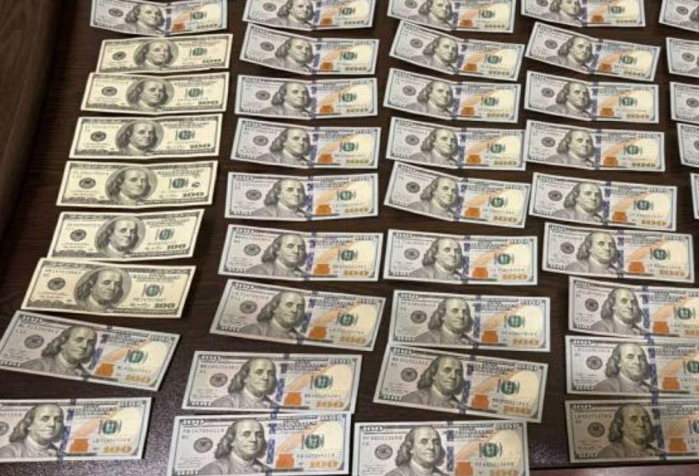 «Զվարթնոց» օդանավակայանում ուղևորի պայուսակից 10,000 դոլար գողացած օտարերկրացին ձերբակալվել է