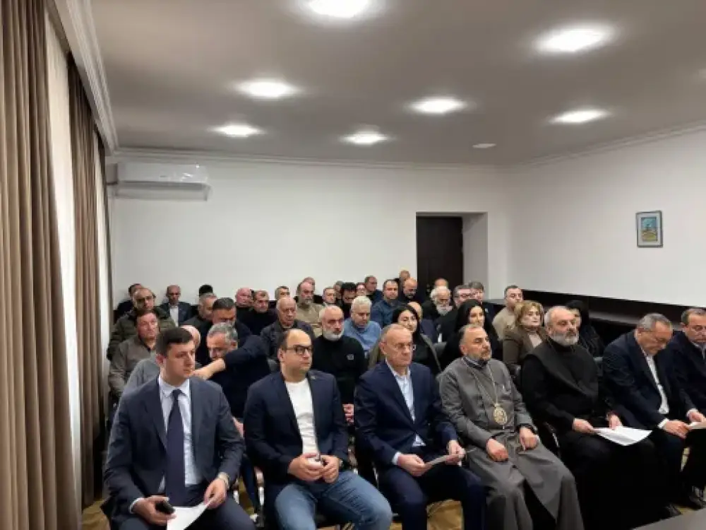 Մի կողմից Արցախի օկուպացված լինելն է, մյուս կողմից` Փաշինյանի իշխանության վտանգավոր բնույթը