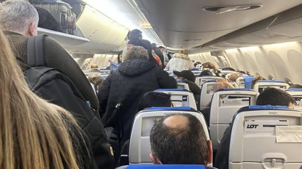 Վարշավայից Երևան եկող ինքնաթիռը չի կարողացել վայրէջք կատարել «Զվարթնոց»-ում