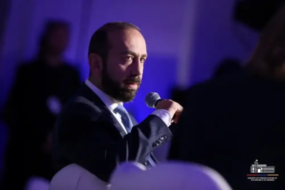 Միրզոյանը ժամանել է Բահրեյն՝ մասնակցելու «Մանամայի երկխոսություն» միջազգային ֆորումին