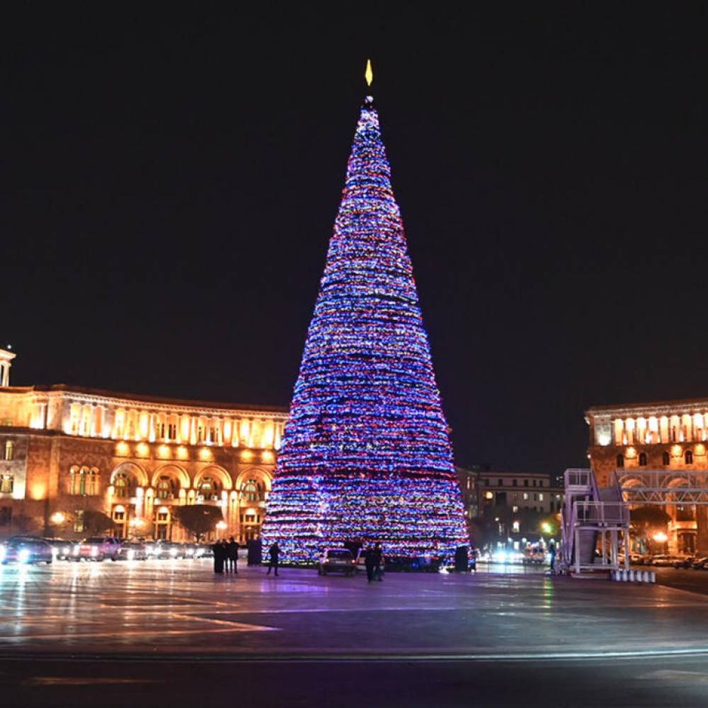 Գլխավոր տոնածառի լույսերը կվառվեն դեկտեմբերի 8-ին․ մետրոպոլիտենն այդ օրն աշխատելու է մինչև 01:00-ն