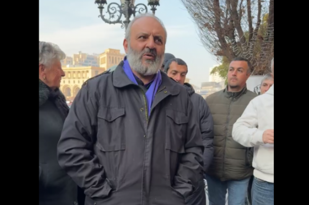 Յուրքանչյուրս ենք «բանտ»-ում և դրա լավագույն վկայությունը այն հեռախոսի նամակի պատմությունն է, մարդու հեռախոսի ներքին նամակագրությանը տիրապետում են. Սրբազան (Տեսանյութ)