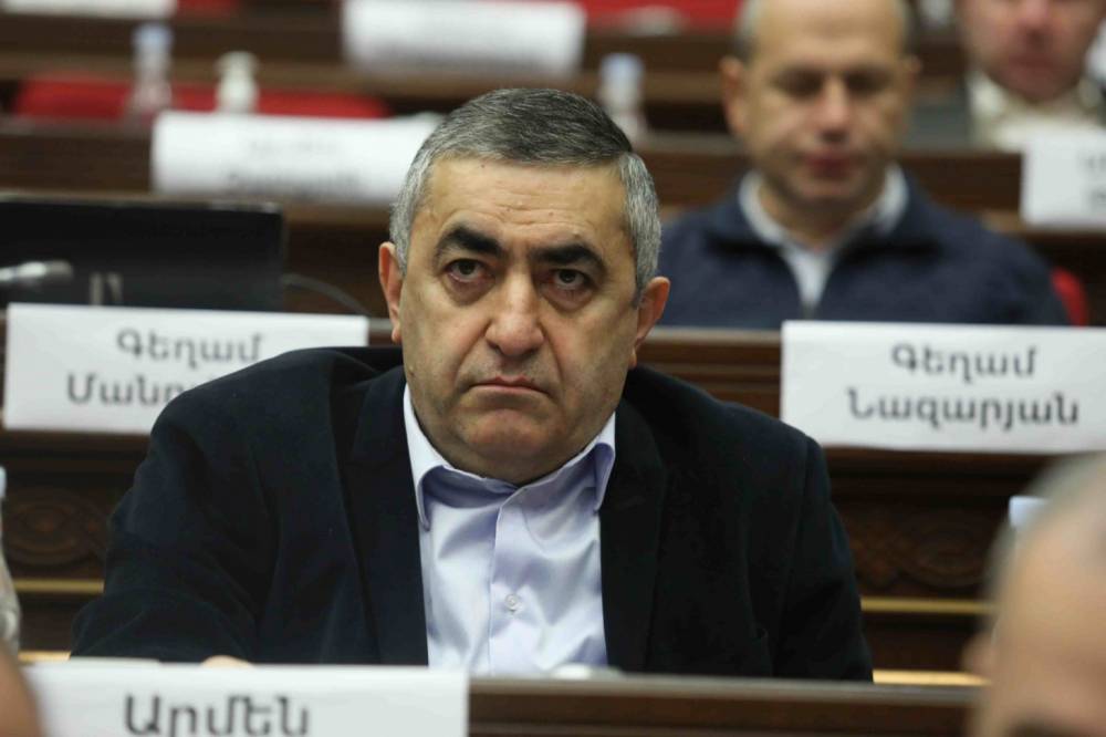 Այս վարչախումբը լծվել է Թուրքիայի և Ադրբեջանի շահերը պաշտպանելու գործին, որովհետև այլ կերպ չի պատկերացնում հաշտեցումը նրանց հետ. Արմեն Ռուստամյան