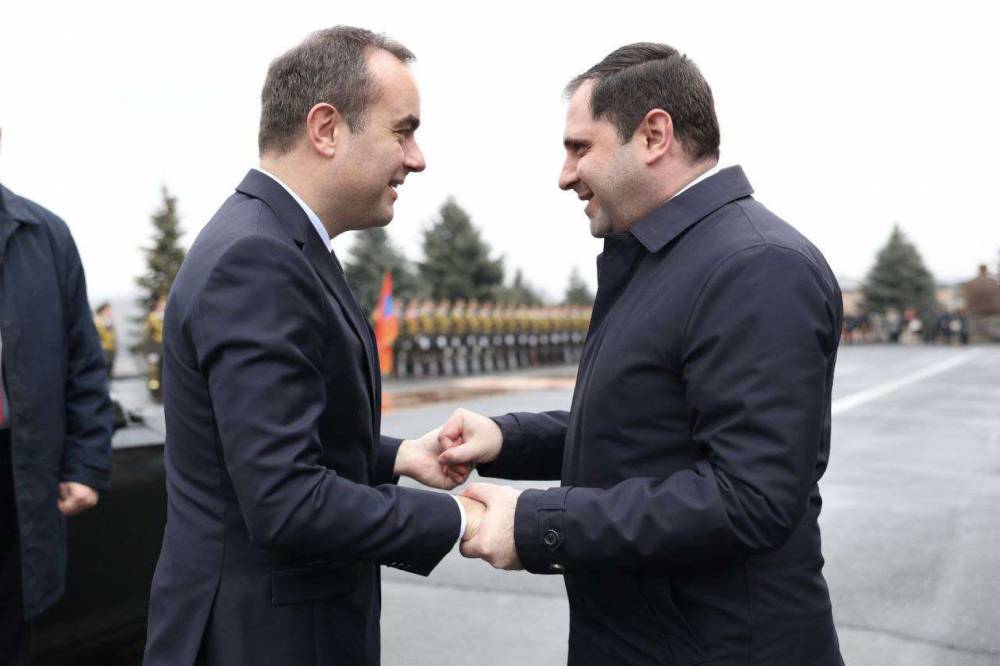 Համոզված եմ՝ կշարունակենք համատեղ աշխատել Հայաստան-Ֆրանսիա պաշտպանական համագործակցության ուղղությամբ. Պապիկյանը շնորհավորել է Լըկորնյուին