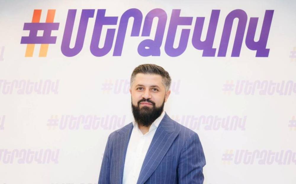 Թույլ իշխանություն, բայց ուժեղ ֆեյքերի գործարան. Ալեքսան Ալեքսանյան (Տեսանյութ)