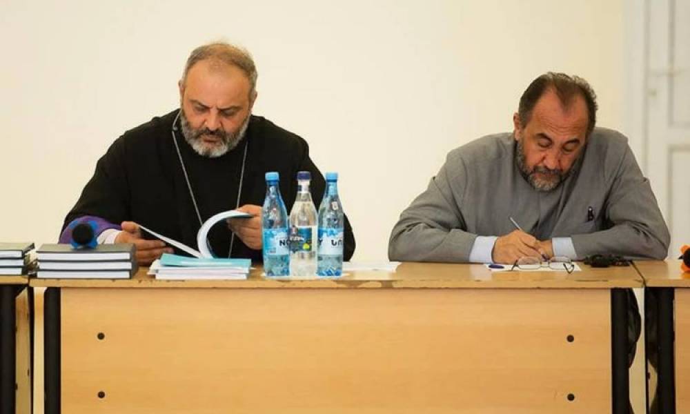 Տիրադավները ստեղծել են մի վիճակ, որը Հայ եկեղեցում աննախադեպ է գեթ վերջին 200 տարում. Միքայել և Բագրատ արքեպիսկոպոսները հայտարարություն են տարածել