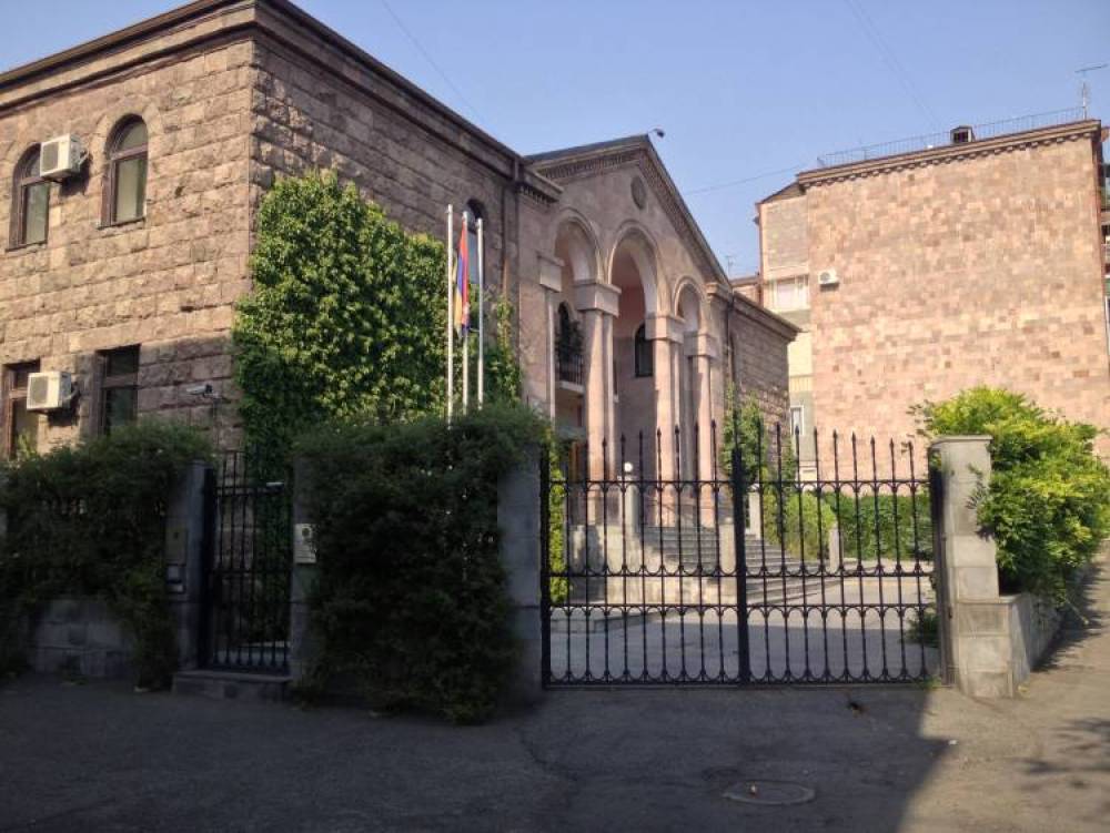 Որտեղ գտնել սեյֆի բանալին. քննիչները փրկարարներին օգնության են կանչել․ «Հրապարակ»