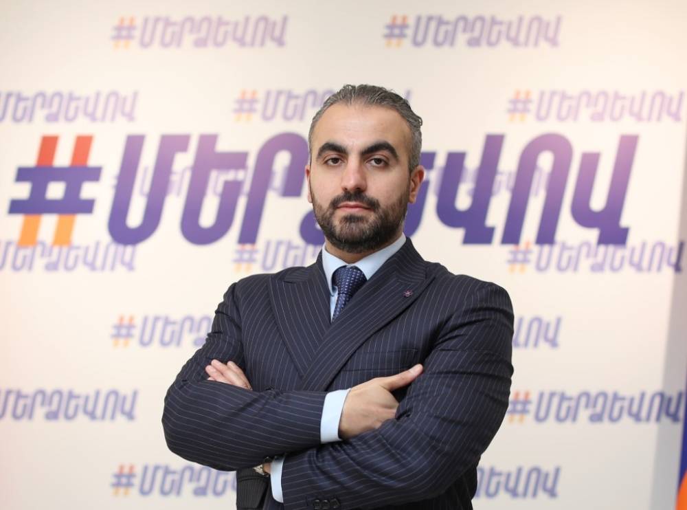 Ադրբեջանում իրապես բացվել է «Իրևանի պետական ադրբեջանական դրամատիկական թատրոն» ու դա անժխտելի է. Գառնիկ Դավթյան
