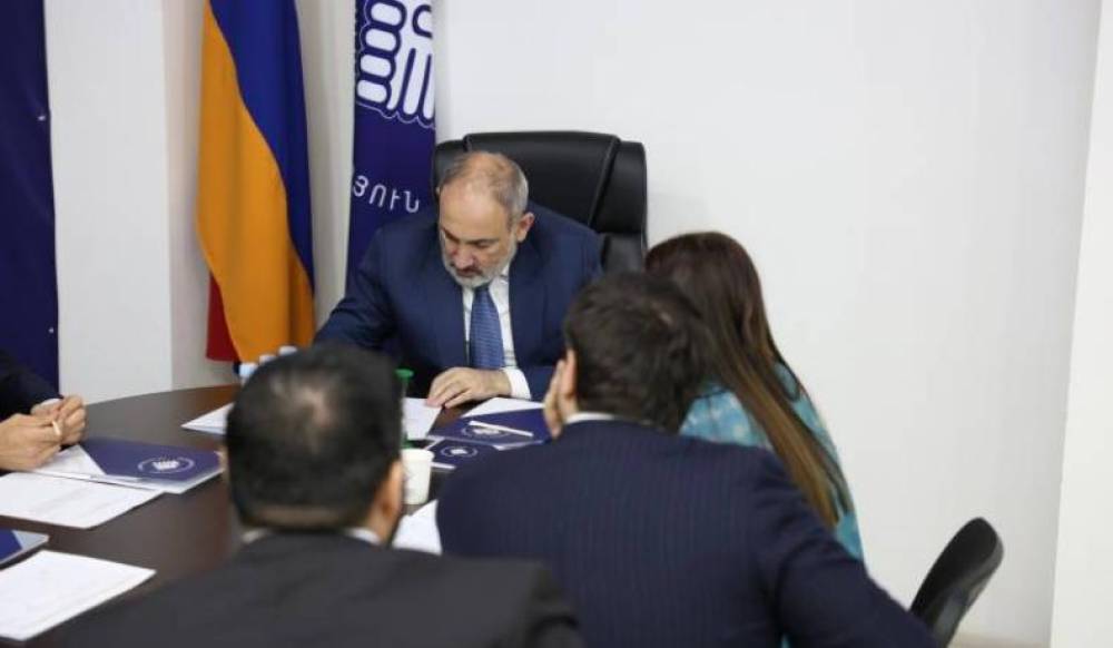 Փաշինյանը չի մարսել սեփական ուսապարկերի պահվածքը․ «Հրապարակ»