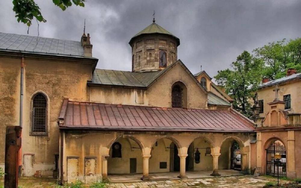 Խոստանում ենք հավատարիմ մնալ և հնազանդվել Ամենայն Հայոց կաթողիկոսին․ Ուկրաինայի Հայոց թեմ