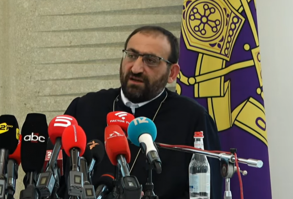 Եկեղեցին, իհարկե, կարիք ունի խորը բարեփոխումների, բայց կուսակրոնության խնդիրը չէ, որ Ալիևի պահանջներն օրեցօր սաստկանում են. Արշակ Սրբազան