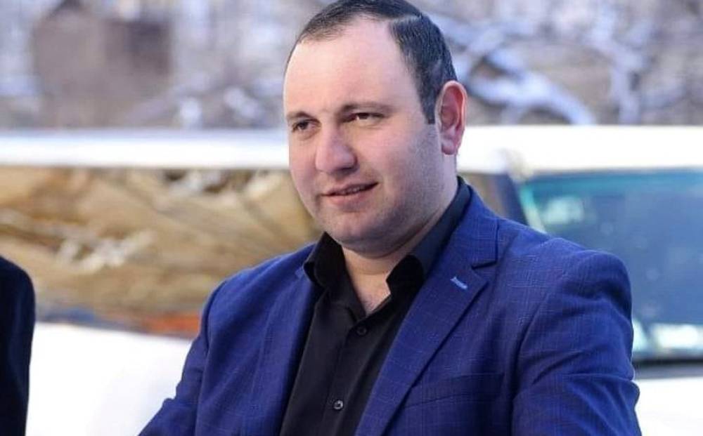 Երկու ամսվա ապօրինի կալանքից հետո ազատ է արձակվել «ՀայաՔվեի» Գյումրու կառույցի անդամ Կարուշ Հովեյանը