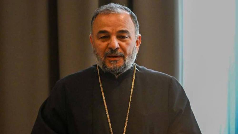 Արցախի թեմի առաջնորդը պարզերես լինելու ուղիներ է փնտրում․ «Հրապարակ»