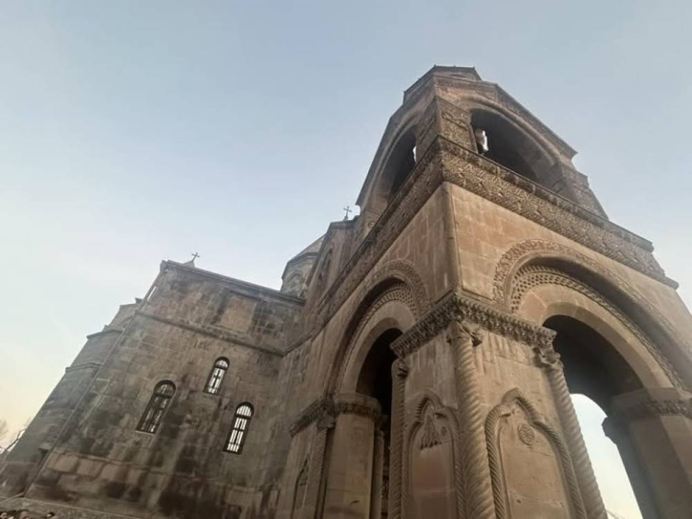 Մայր Աթոռ Սուրբ Էջմիածինը սրբավայր է, միտինգների կամ ակցիաների տարածք չէ. Տեր Սերոբ քահանա Ազարյան