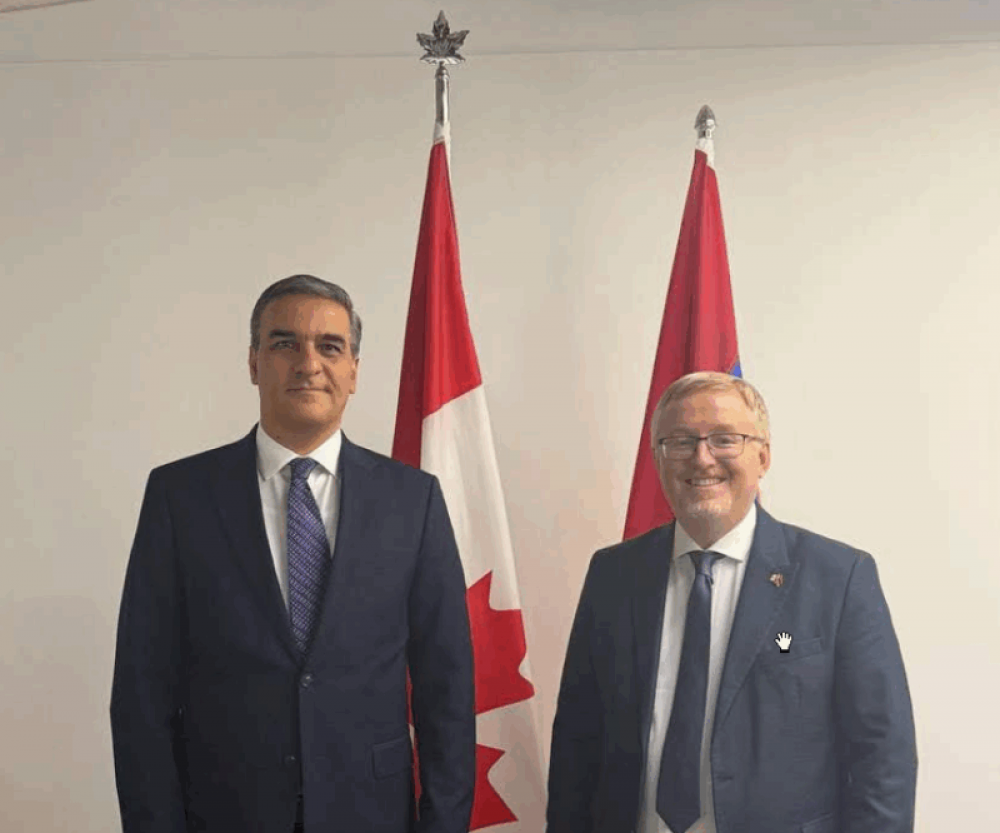 Արման Թաթոյանը Կանադայի դեսպանի հետ քննարկել է համագործակցության հարցեր