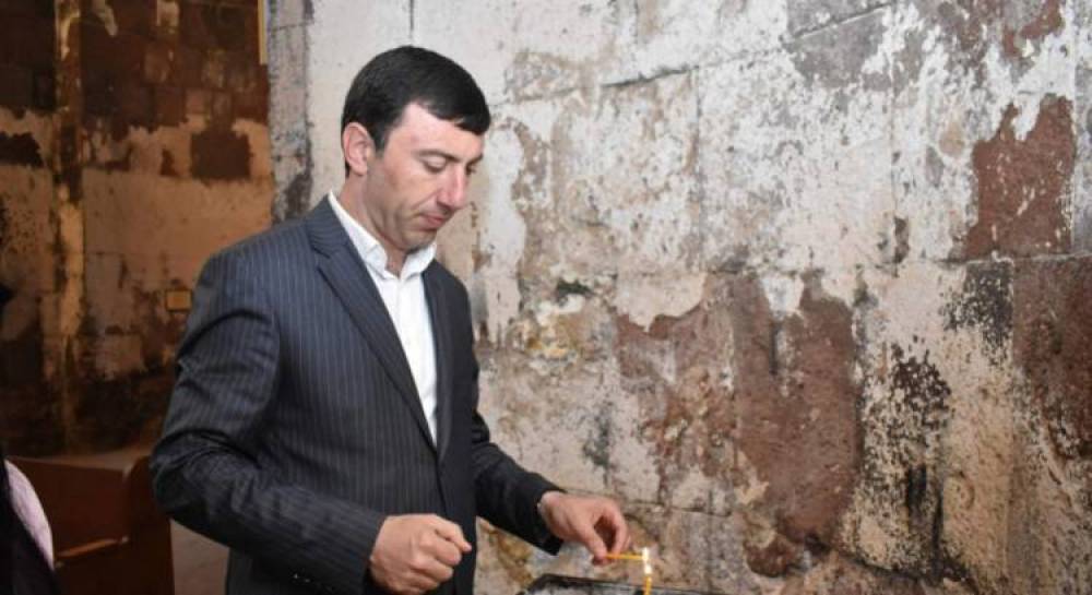 Թալինի համայնքապետը մտավախություն ունի՝ ԶԼՄ-ներով իր մասին սկանդալային բացահայտումներից. «Հրապարակ»