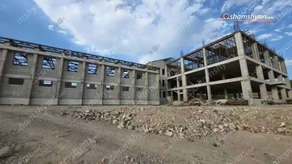 Բարձրաշենի միջնակարգ դպրոցի տանիքից տեխնիկական հսկիչը վայր է ընկել․ վերջինը հիվանդանոցում մահացել է