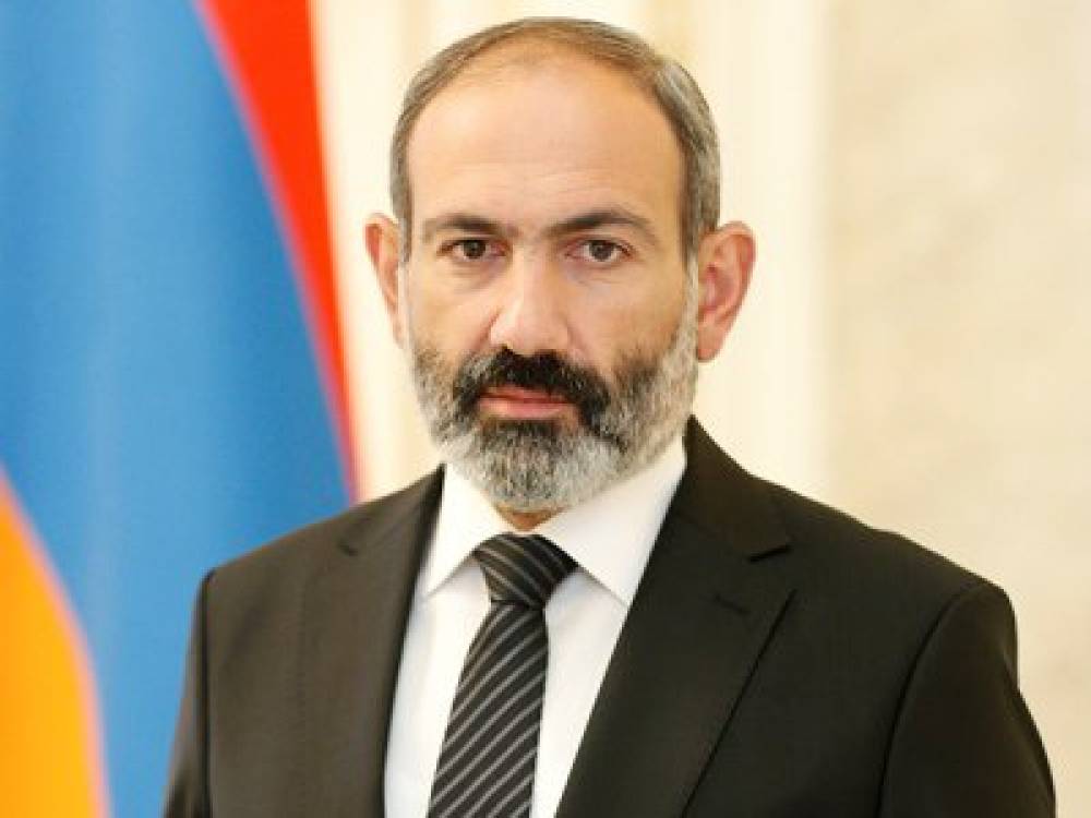 «Դուք քայլող լեգենդ եք ողջ հայության համար». Փաշինյանը շնորհավորել է Ալբերտ Ազարյանի ծննդյան 90-ամյակի առթիվ