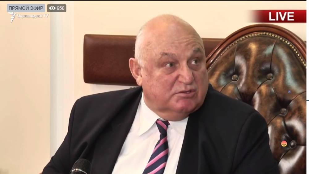 Արամ Սիմոնյանի ճեպազրույցը.ուղիղ