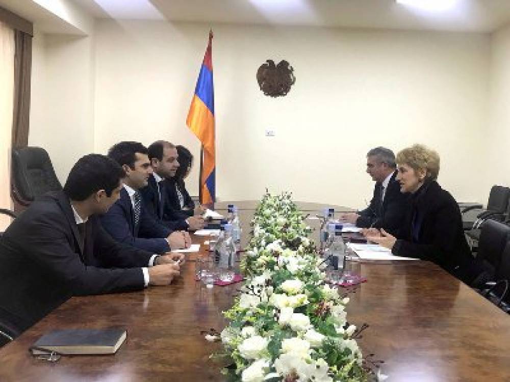 Հակոբ Արշակյանը եւ Բուլղարիայի դեսպանը քննարկել են ՏՏ ոլորտում համագործակցության հարցերը