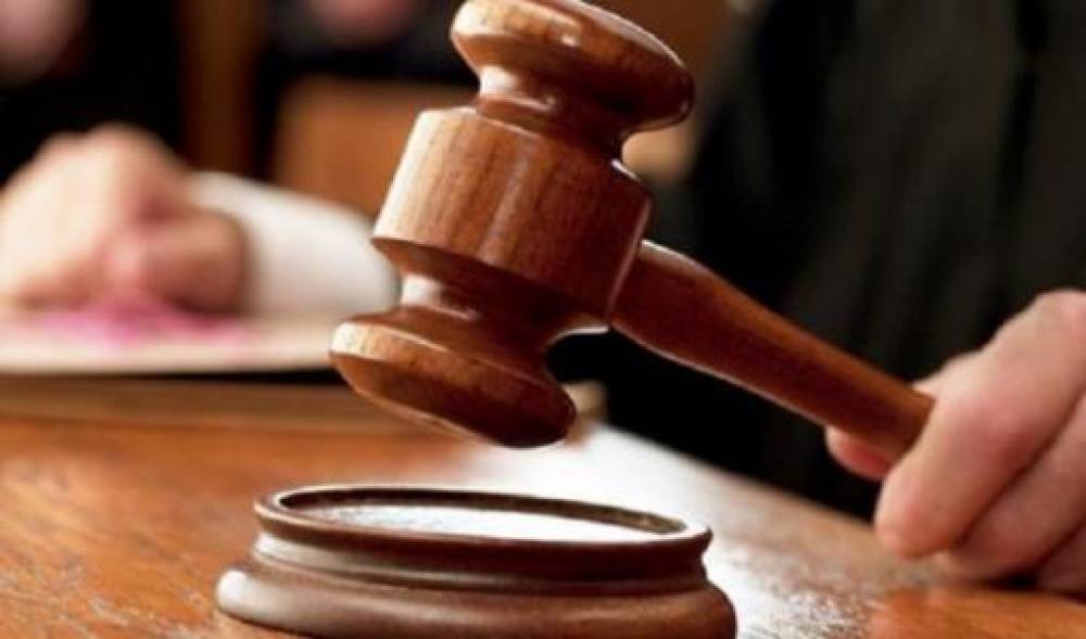 Քաղաքացին վիրավորական եվ անպարկեշտ արտահայտություններ է հնչեցրել 4 դատավորների հասցեին