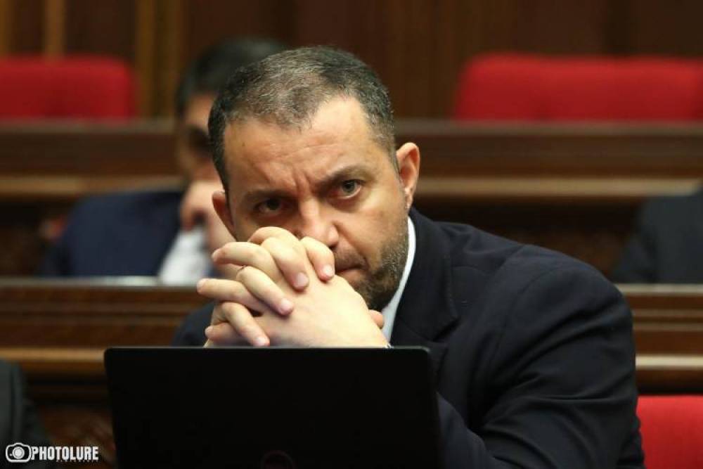 Թիրախում Վահան Քերոբյանն է․ «Հրապարակ»