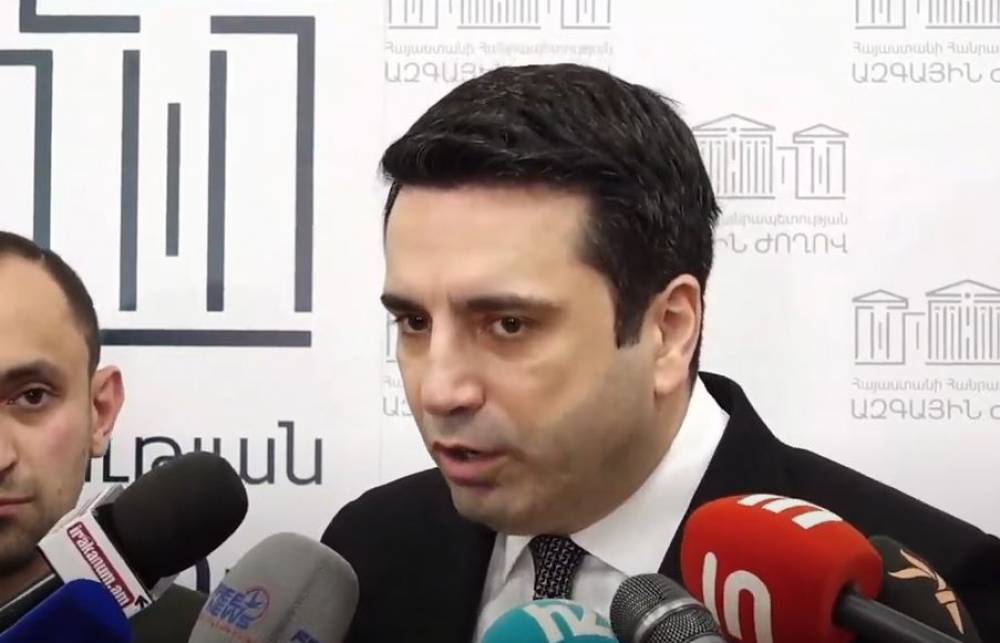 Բաքվում Արցախի նախկին ղեկավարների հետ միասին 25 հաստատված գերի ունենք, բանակցում ենք այս մասով