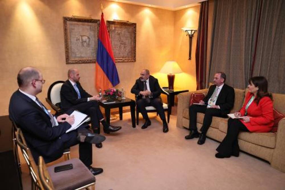 Քրիստիան Բրուքի հետ հանդիպմանը Փաշինյանը կարևորել է կանաչ ջրածնային էներգիայի զարգացումը ՀՀ-ում